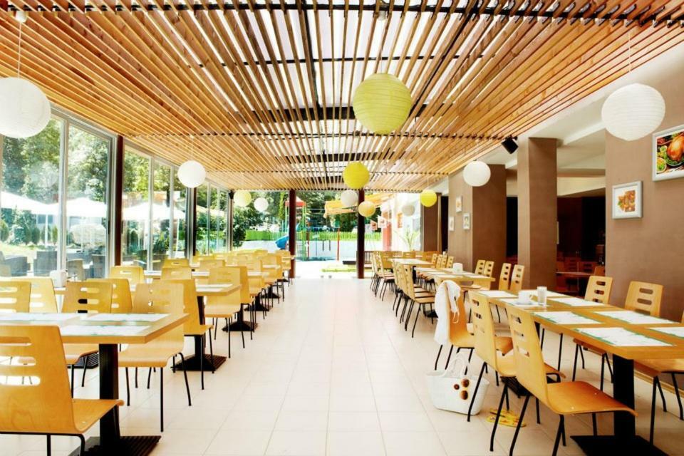 Green Park Hotel Zlatni pjasătsi Eksteriør bilde